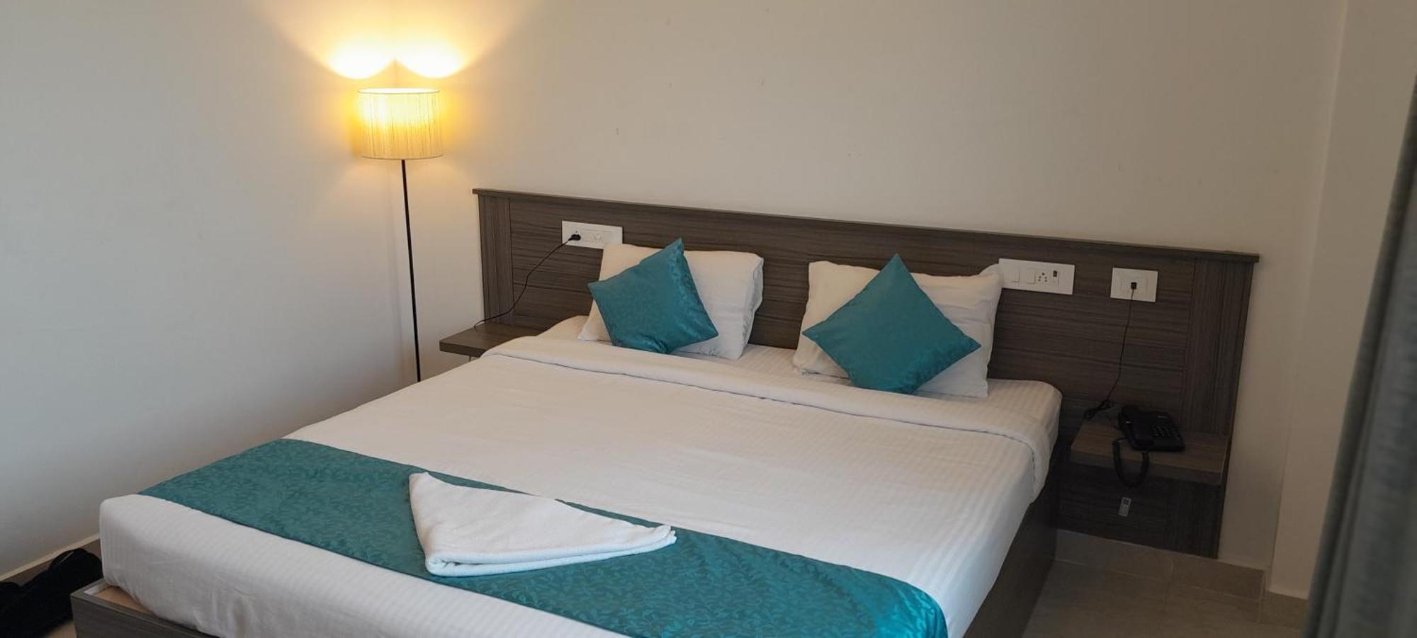 Le Poshe Beachview - Tie Hotels & Resorts 蓬蒂切里 客房 照片